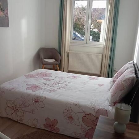 Appartement Cosy Avec Jardin Vaux-Sur-Seine Esterno foto